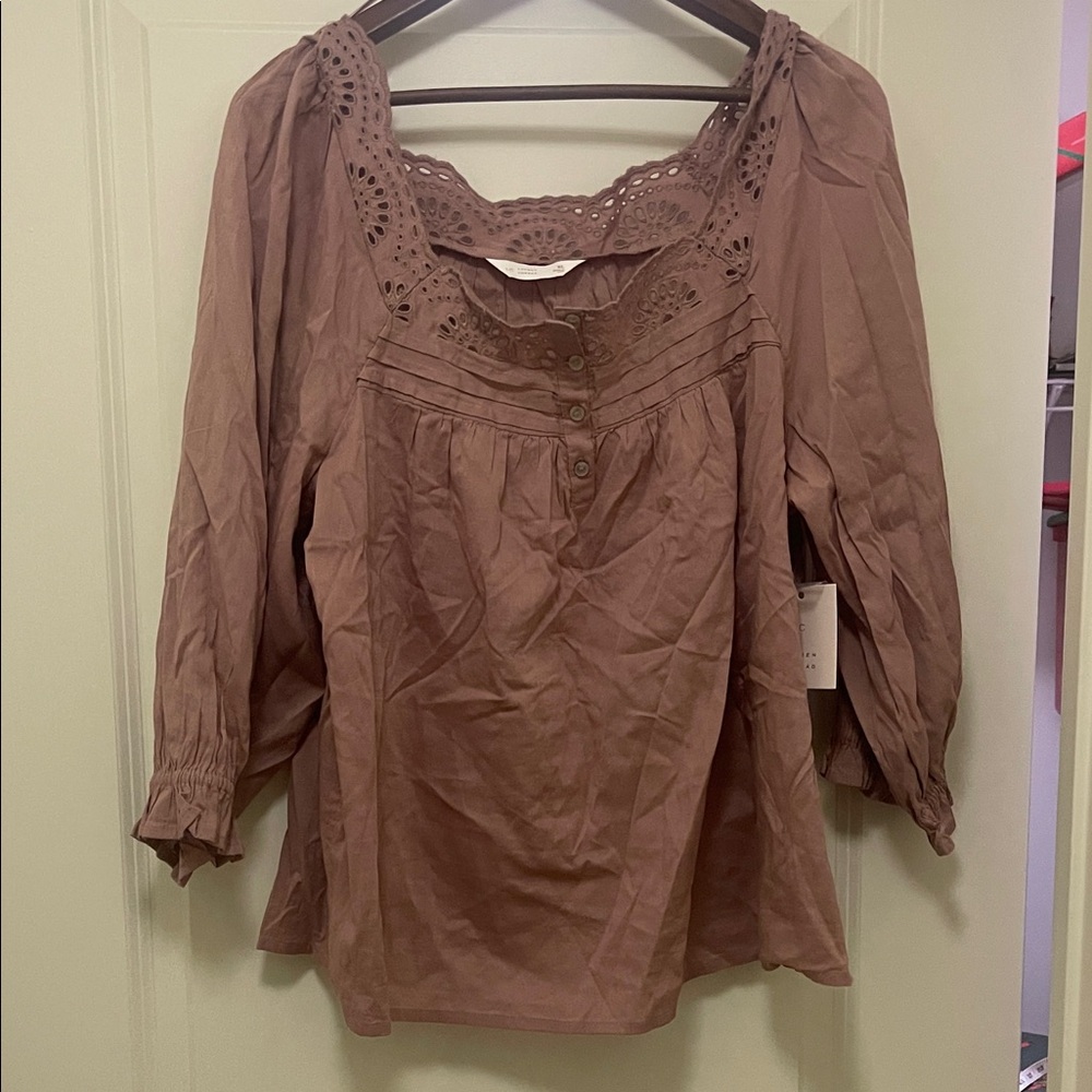 LC Lauren Conrad Mauve Lace-Trim Peasant Blouse